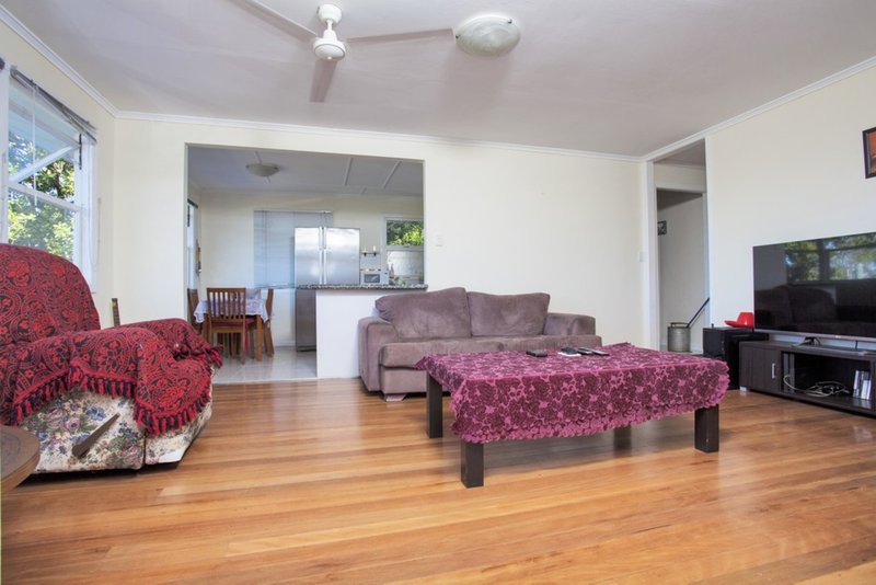 Photo - 1094 Anzac Avenue, Petrie QLD 4502 - Image 2