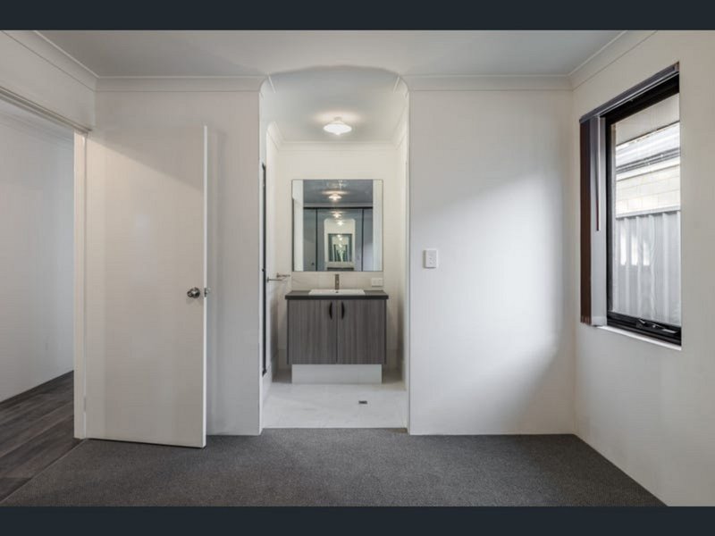 Photo - 10/96 Bortolo Drive, Greenfields WA 6210 - Image 5