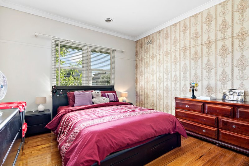 Photo - 1096 North Road, Bentleigh East VIC 3165 - Image 5