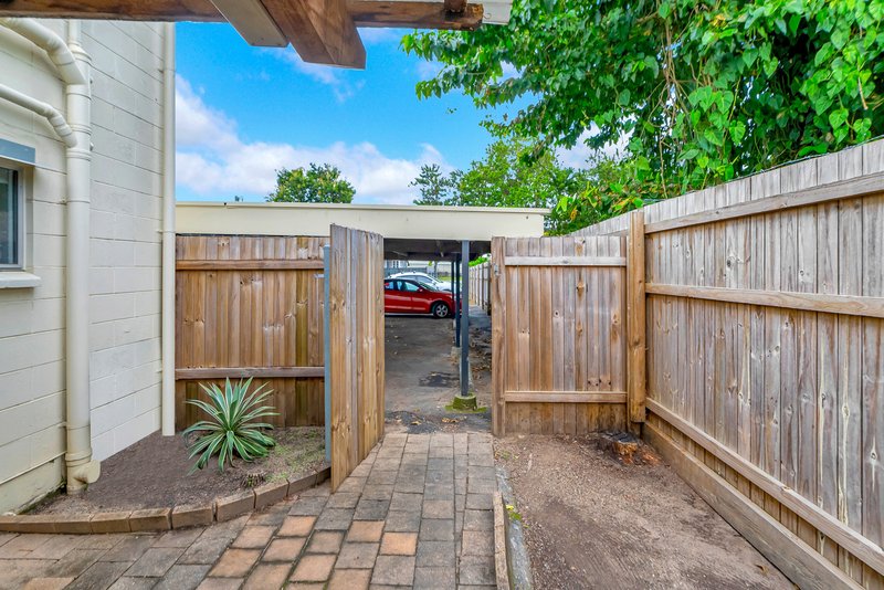 Photo - 10/98 Pease Street, Manoora QLD 4870 - Image 15