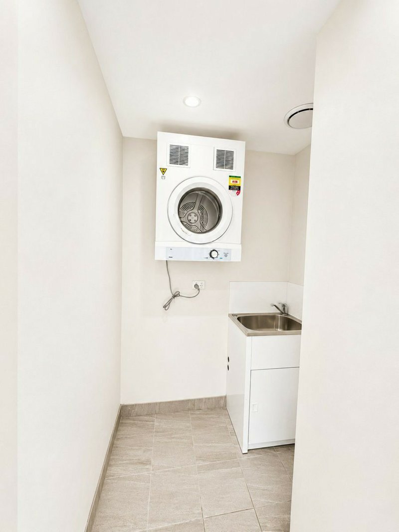 Photo - 10/99-107 The Crescent, Fairfield NSW 2165 - Image 6
