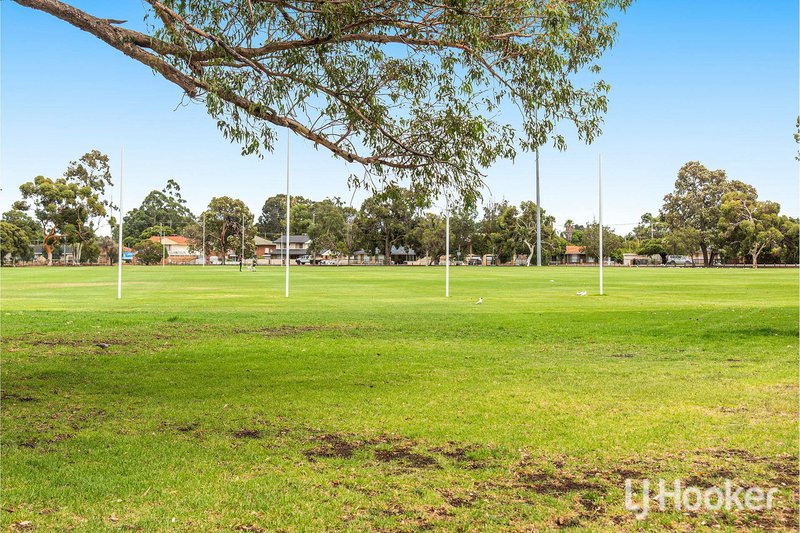 Photo - 10/99 Seventh Road, Armadale WA 6112 - Image 17