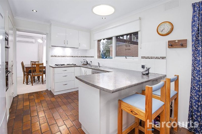 Photo - 10A Anne Road, Knoxfield VIC 3180 - Image 7