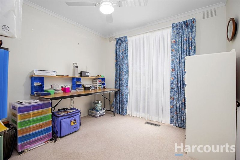 Photo - 10A Anne Road, Knoxfield VIC 3180 - Image 11