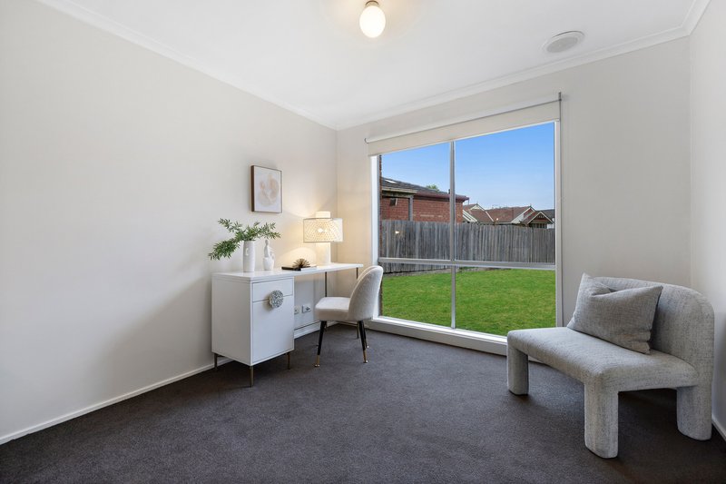 Photo - 10A Baroda Avenue, Glen Waverley VIC 3150 - Image 4