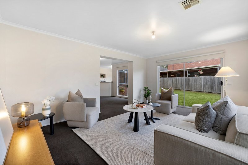 Photo - 10A Baroda Avenue, Glen Waverley VIC 3150 - Image 8