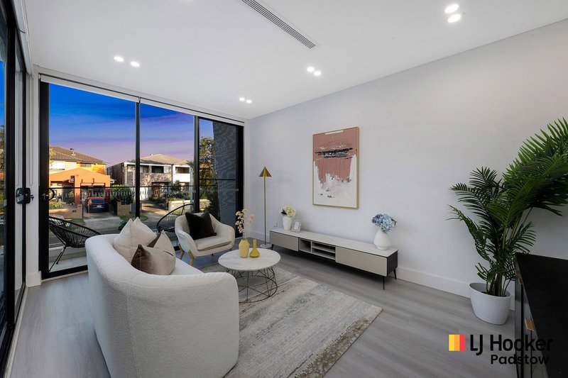 Photo - 10A Carson Street, Panania NSW 2213 - Image 5