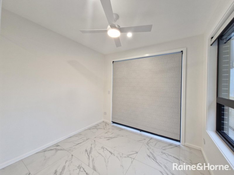 Photo - 10A Claydon Road, Ingleburn NSW 2565 - Image 4