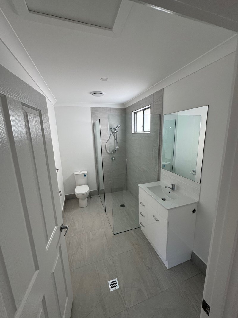 Photo - 10a Dolphin Street, Deception Bay QLD 4508 - Image 3
