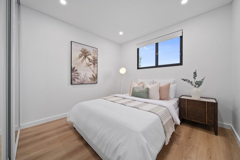 Photo - 10A Foxlow Street, Canley Heights NSW 2166 - Image 10