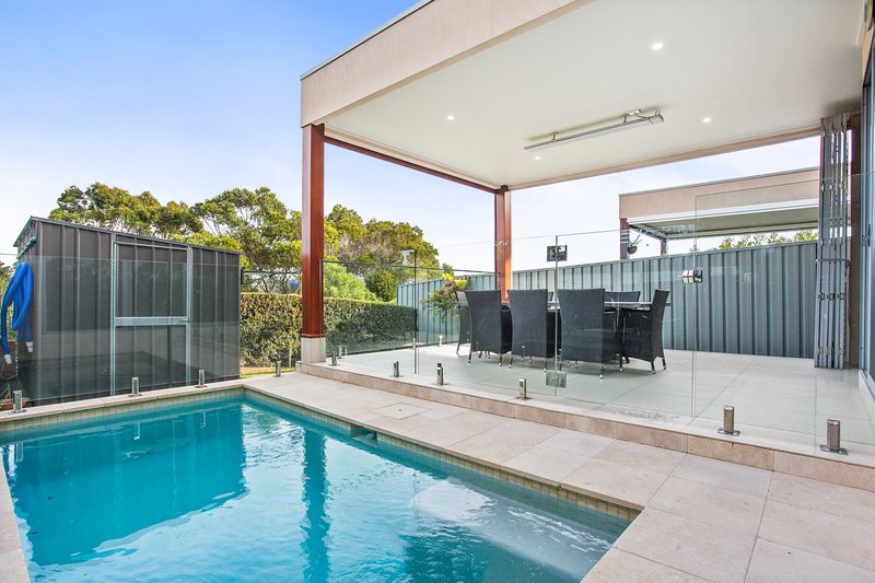 10A Glades Parkway, Shell Cove NSW 2529