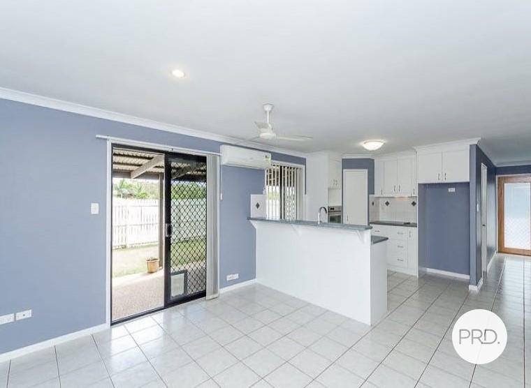 Photo - 10A Linhow Crescent, Clinton QLD 4680 - Image 3