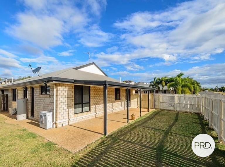 Photo - 10A Linhow Crescent, Clinton QLD 4680 - Image 11