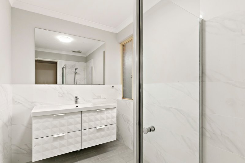 Photo - 10A Lupin Way, Coogee WA 6166 - Image 8