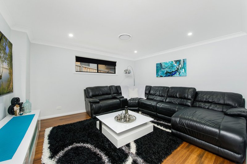 Photo - 10A Myrtle Creek Avenue, Tahmoor NSW 2573 - Image 3