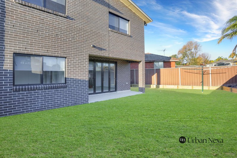 Photo - 10A Narva Place, Seven Hills NSW 2147 - Image 6