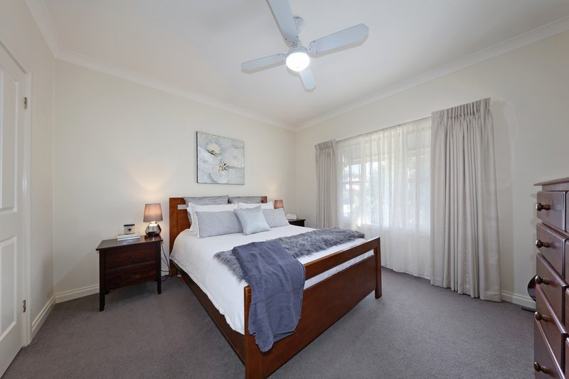 Photo - 10A Neville Street, Bentleigh East VIC 3165 - Image 6