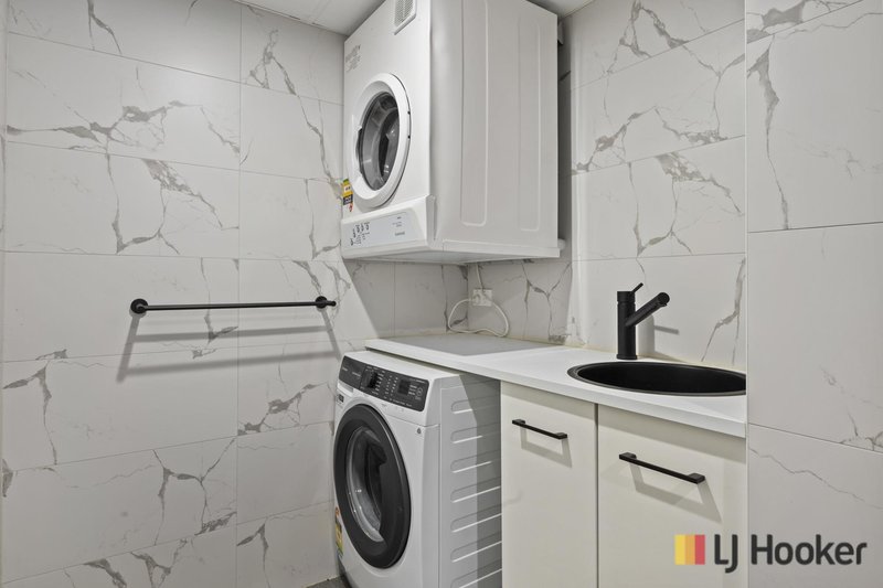 Photo - 10A/12 Albermarle Place, Phillip ACT 2606 - Image 3
