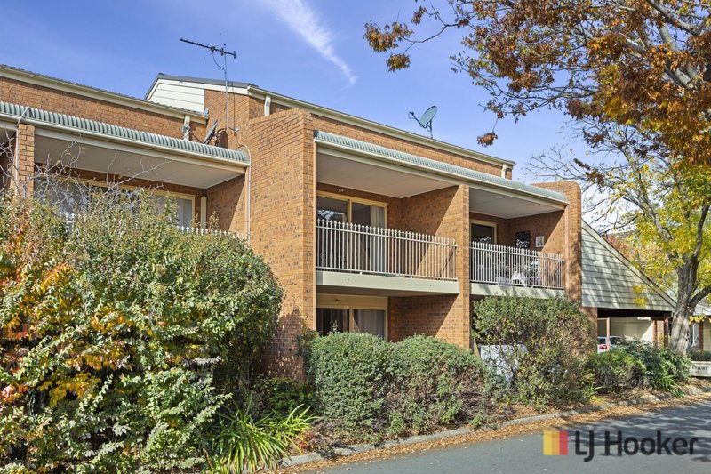 Photo - 10A/12 Albermarle Place, Phillip ACT 2606 - Image 4