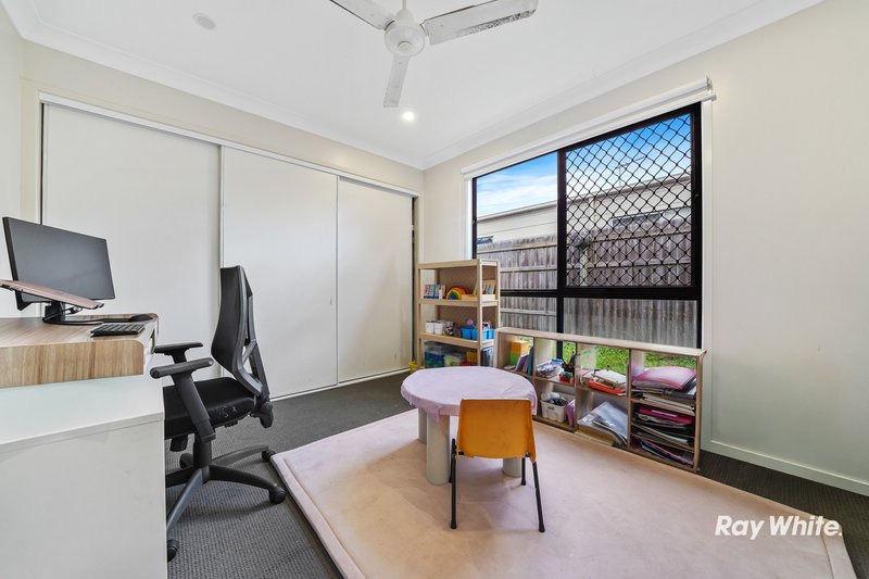 Photo - 10a&b/5 Richards Street, Loganlea QLD 4131 - Image 4