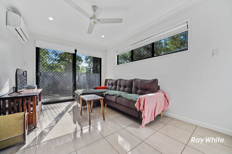 Photo - 10a&b/5 Richards Street, Loganlea QLD 4131 - Image 11