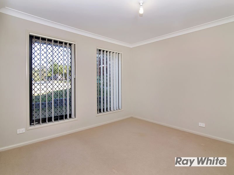 Photo - 10B Canterbury Close, Forest Lake QLD 4078 - Image 4