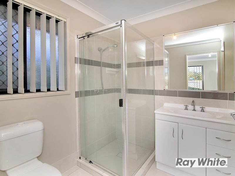 Photo - 10B Canterbury Close, Forest Lake QLD 4078 - Image 7