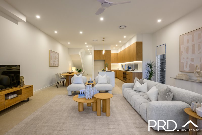 Photo - 10b Eileen Street, Picnic Point NSW 2213 - Image 8