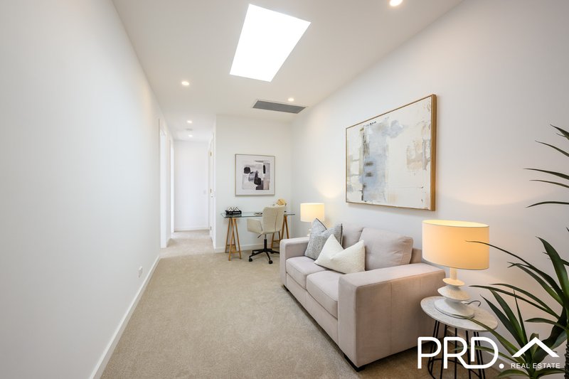 Photo - 10b Eileen Street, Picnic Point NSW 2213 - Image 9
