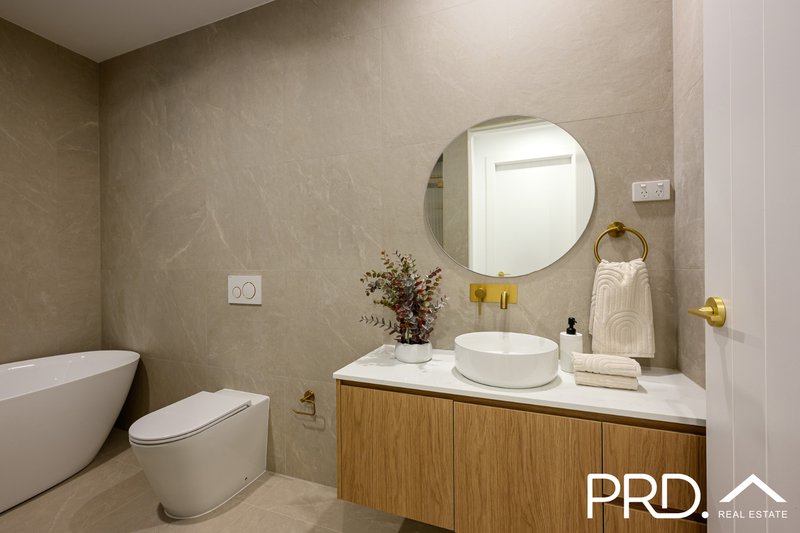 Photo - 10b Eileen Street, Picnic Point NSW 2213 - Image 13