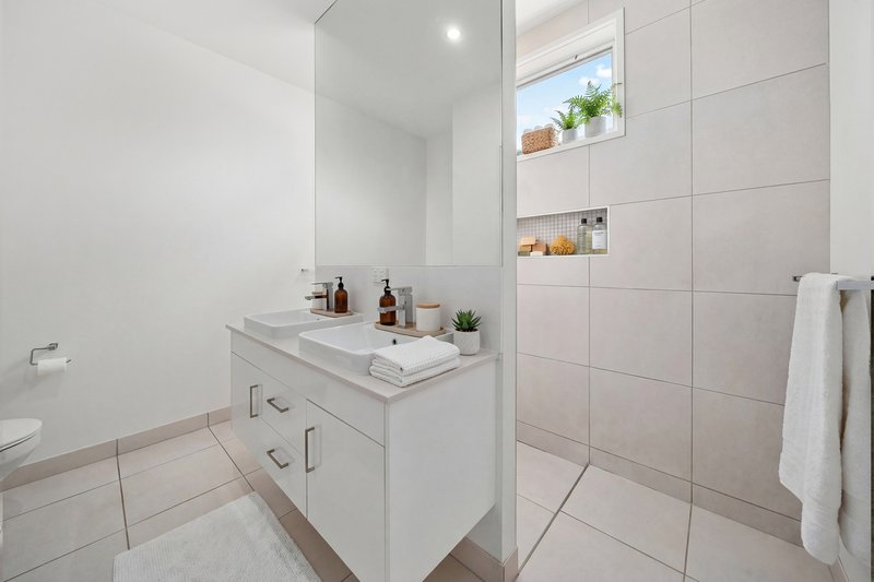 Photo - 10B Honeyeater Crescent, Peregian Springs QLD 4573 - Image 15