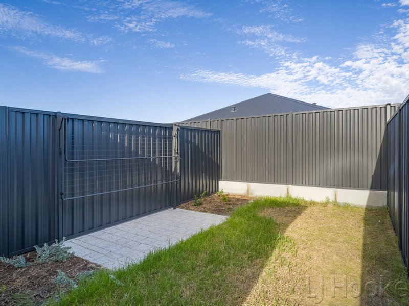 Photo - 10B Kendinup Way, Midvale WA 6056 - Image 14