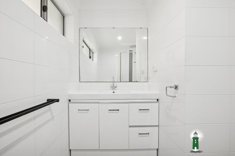 Photo - 10B Pagneil Street, Hamilton Hill WA 6163 - Image 8