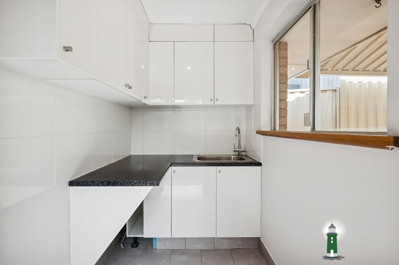 Photo - 10B Pagneil Street, Hamilton Hill WA 6163 - Image 12