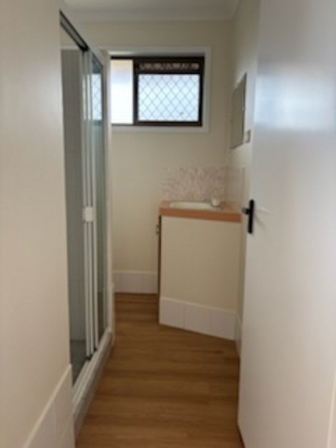 Photo - 10B Panda Street, Harristown QLD 4350 - Image 8