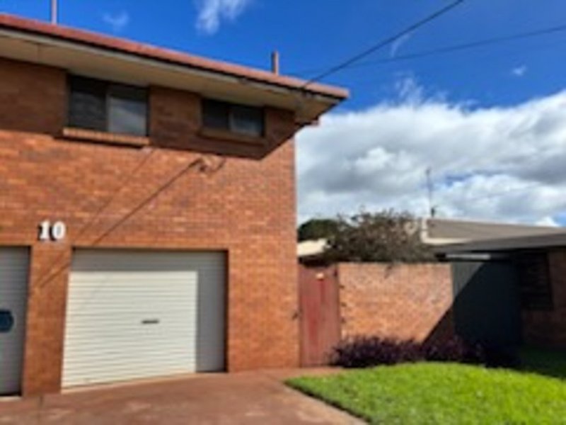 Photo - 10B Panda Street, Harristown QLD 4350 - Image 11