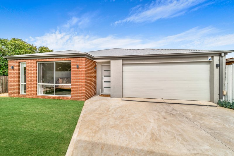 Photo - 10B Pioneer Court, Werribee VIC 3030 - Image 10