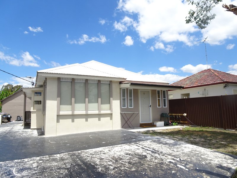 10B Torrens Street, Canley Heights NSW 2166