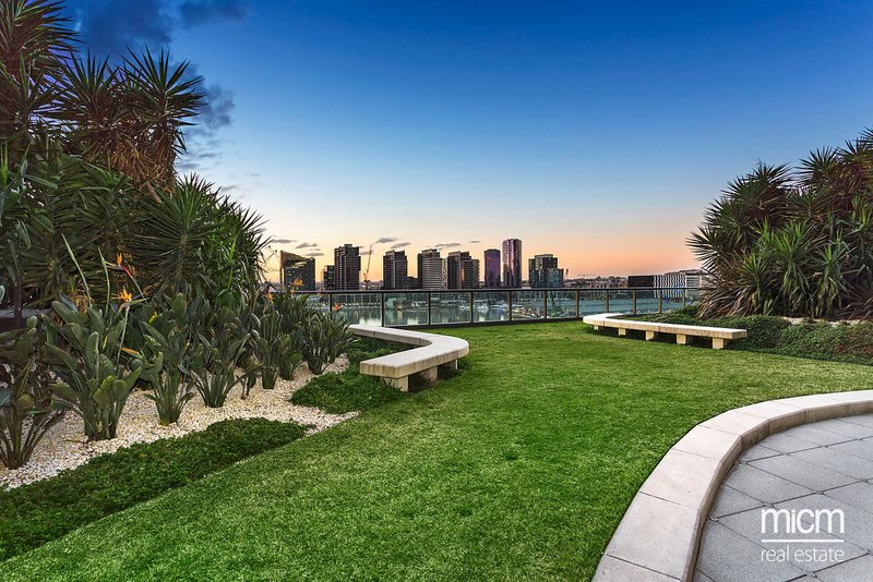 Photo - 10D/8 Waterside Place, Docklands VIC 3008 - Image 13