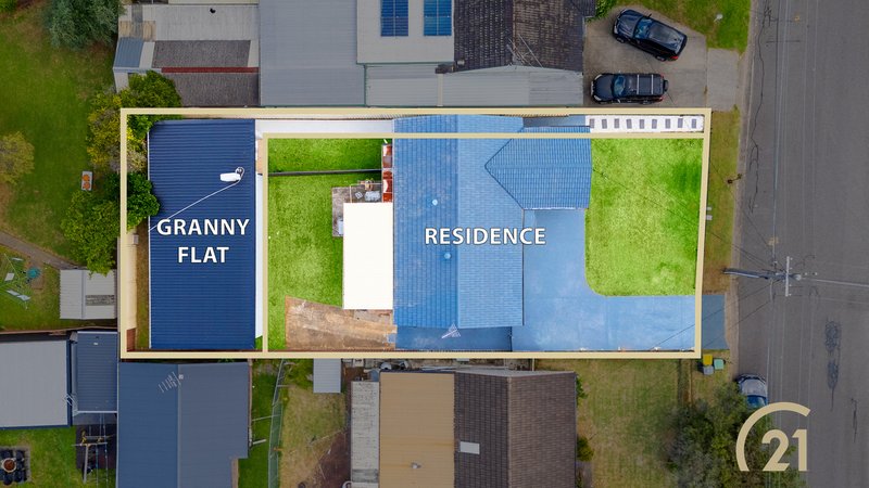 Photo - 11 - 11a Alt Street, Smithfield NSW 2164 - Image 1