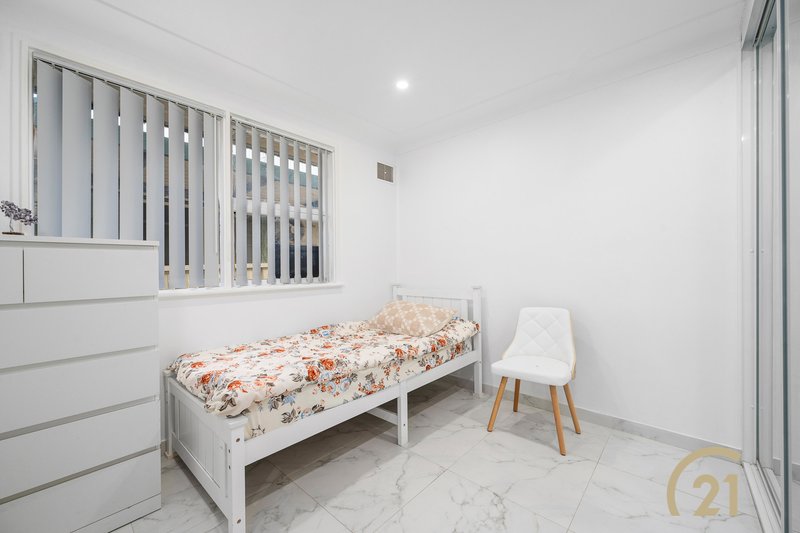 Photo - 11 - 11a Alt Street, Smithfield NSW 2164 - Image 14