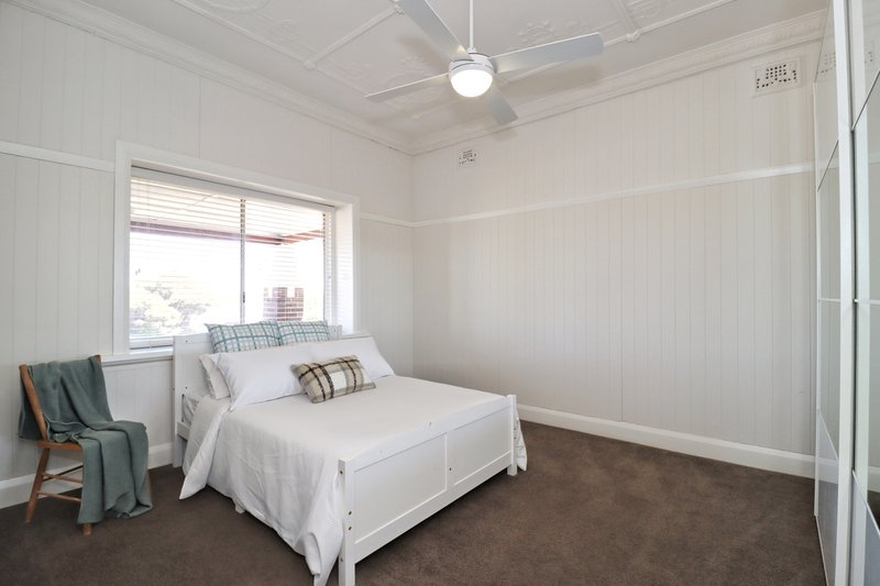 Photo - 11 & 11a Bligh Street, Cowra NSW 2794 - Image 5
