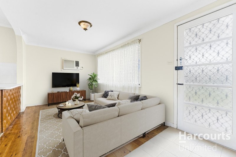 Photo - 11-11a Virginia Street, Blacktown NSW 2148 - Image 6