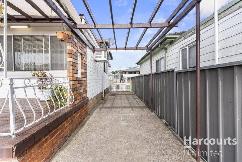 Photo - 11-11a Virginia Street, Blacktown NSW 2148 - Image 15