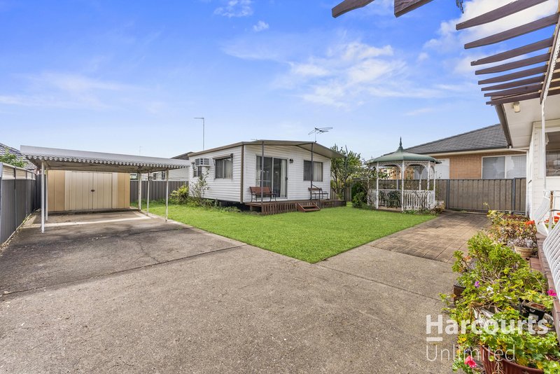 Photo - 11-11a Virginia Street, Blacktown NSW 2148 - Image 17