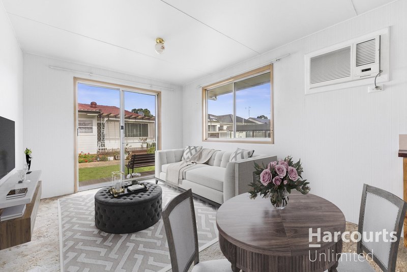 Photo - 11-11a Virginia Street, Blacktown NSW 2148 - Image 19
