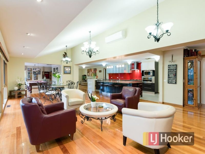 Photo - 11-12 Mack Road, Narre Warren South VIC 3805 - Image 6