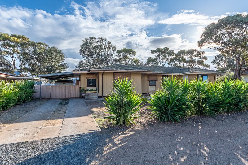 Photo - 11 & 13 Lorikeet Avenue, Murray Bridge SA 5253 - Image 8