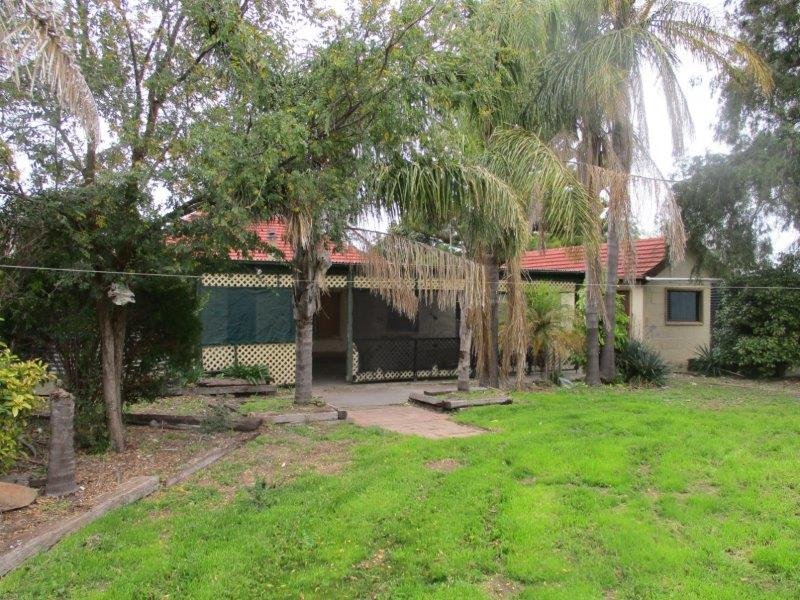 Photo - 11 - 13 Peake Terrace, Coonalpyn SA 5265 - Image 6