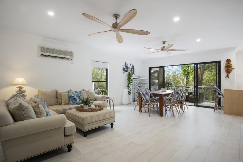 Photo - 1/1-15 Geraldton Drive, Robina QLD 4226 - Image 5